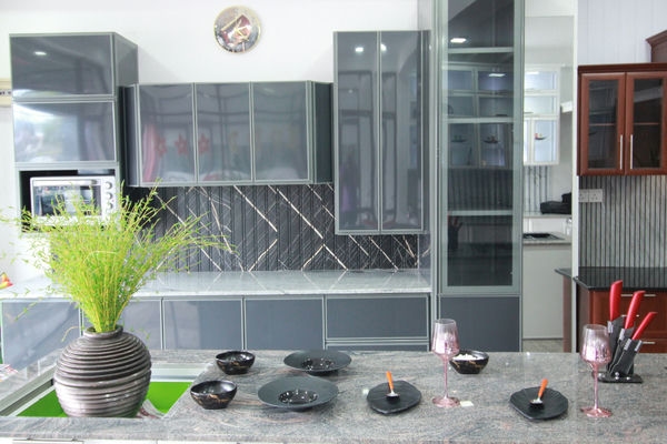 Lassana Niwasa - Aluminium Pantry Cupboard